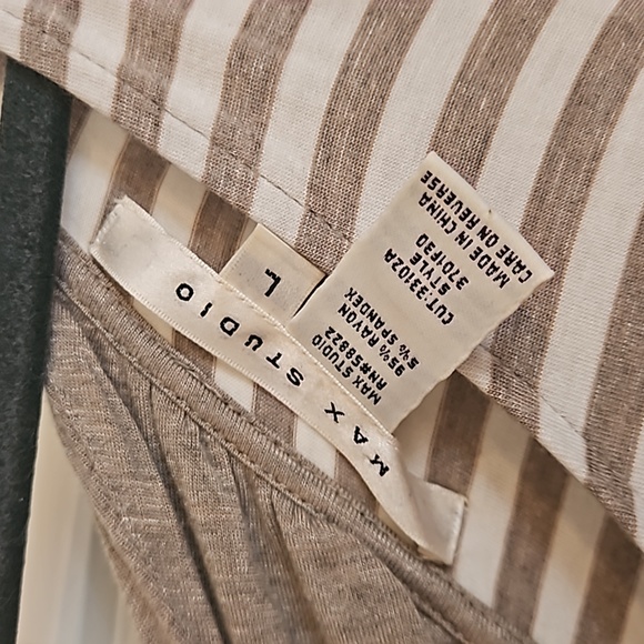 Women's top - Picture 3 of 4